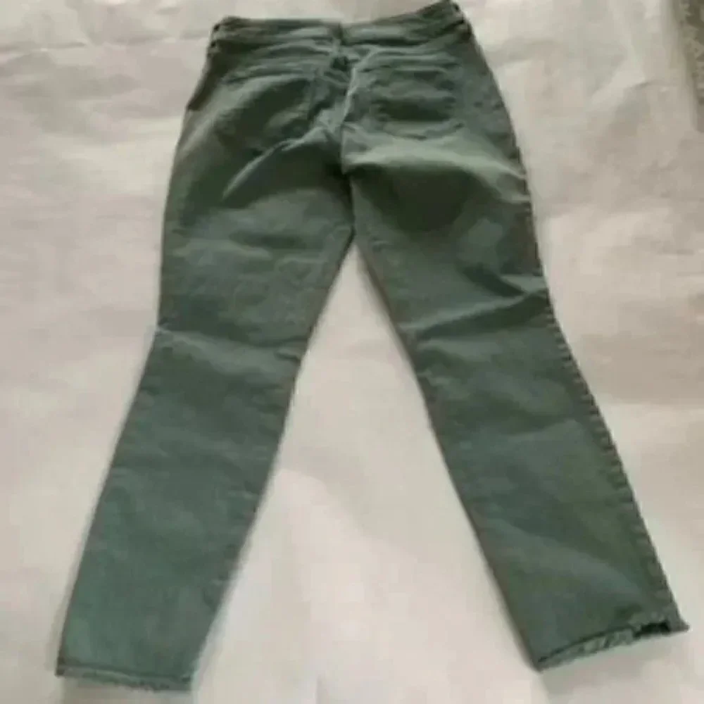 NYDJ Ankle Pants size 6